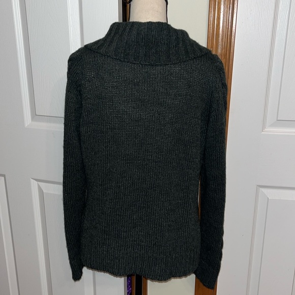 St. John’s Bay Grey Knit Cardigan - Picture 5 of 9